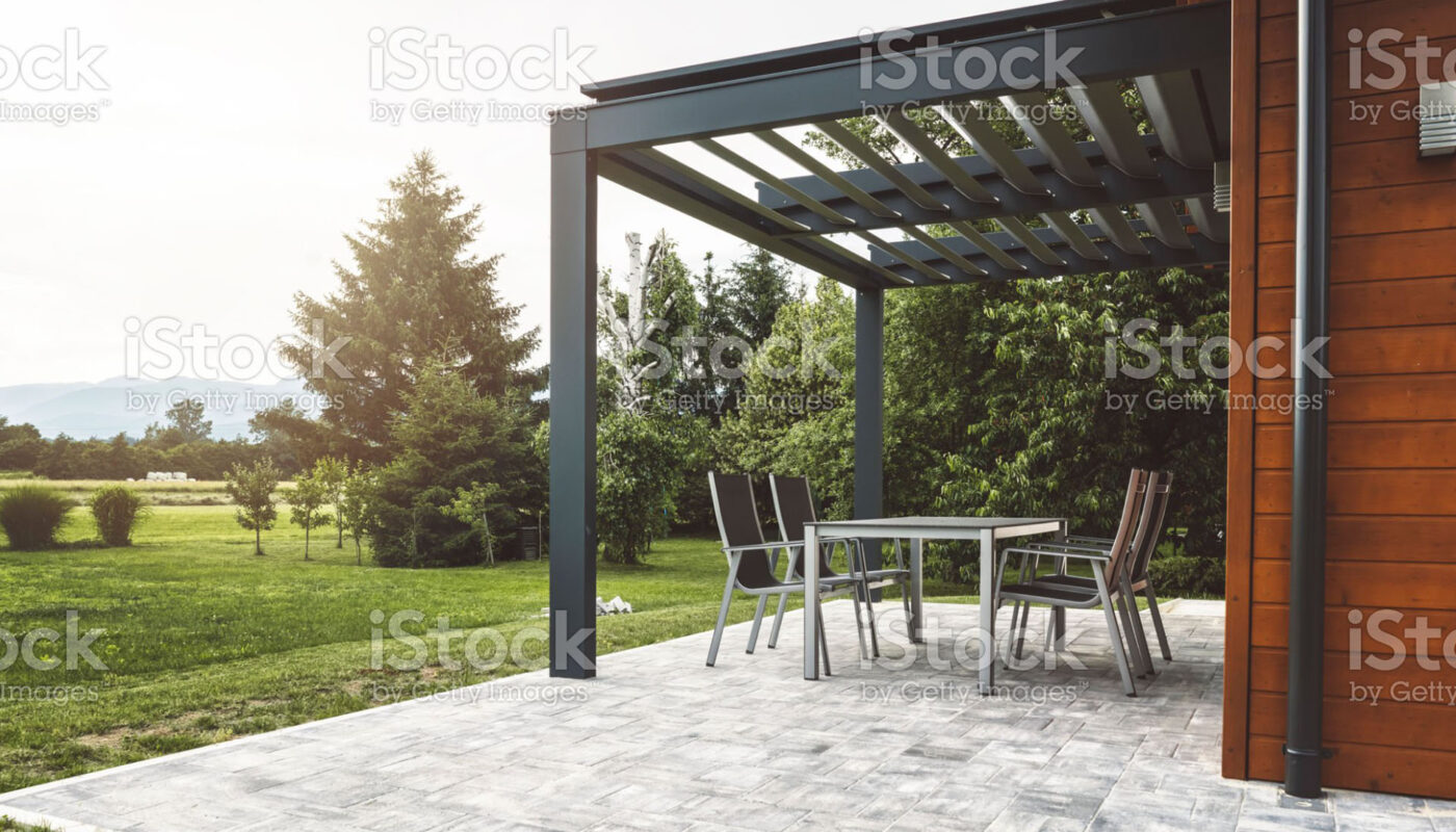 prop_01__0000_istockphoto-984040142-2048x2048