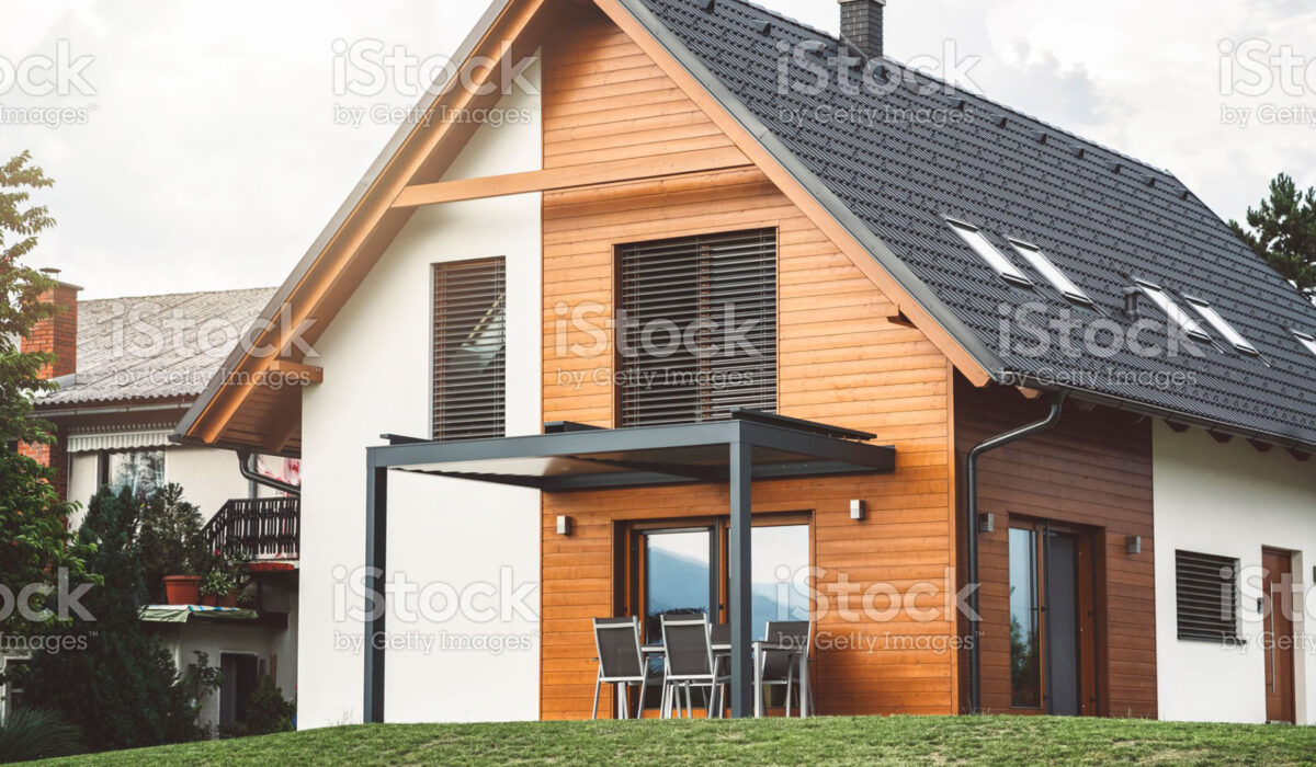 prop_01__0001_istockphoto-984042504-2048x2048