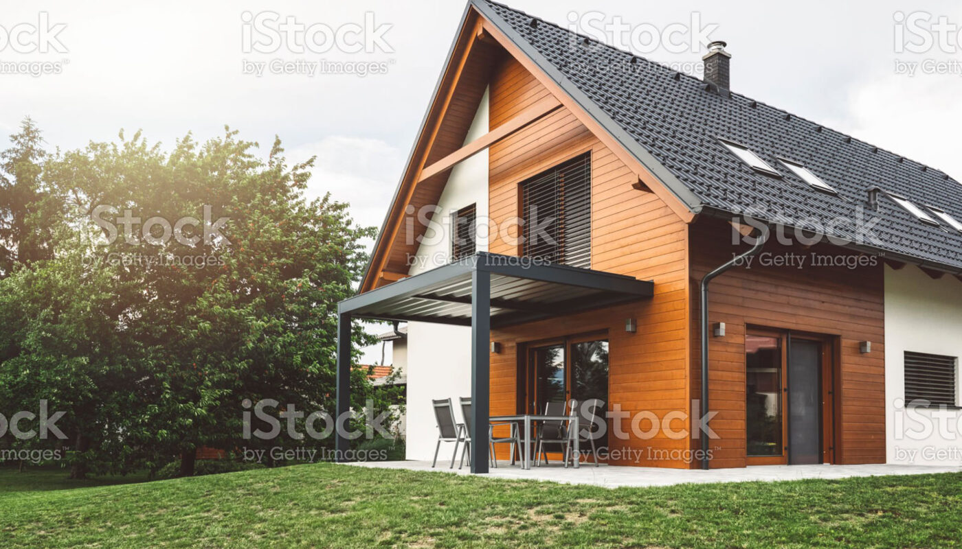 prop_01__0002_istockphoto-984039394-2048x2048